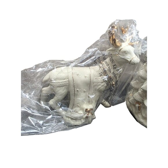 Kirkland's Christmas 4-Pc Table Top Set Santa Claus, Reindeer, Sleigh & Tree - Picture 5 of 8